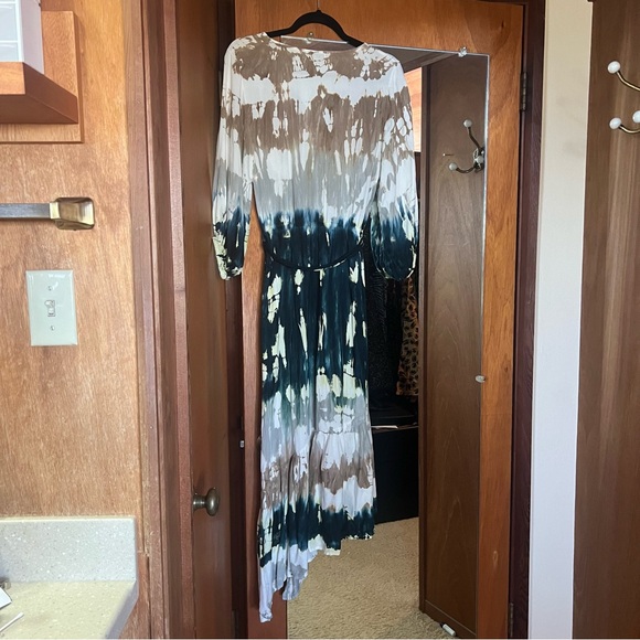 Young Fabulous and Broke Jillian - Geode - Picture 3 of 4